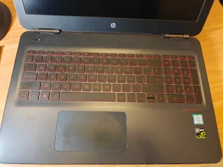 HP OMEN 15-ax201ns Portátil Gaming