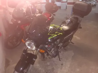 Vendo Honda Hornet 900