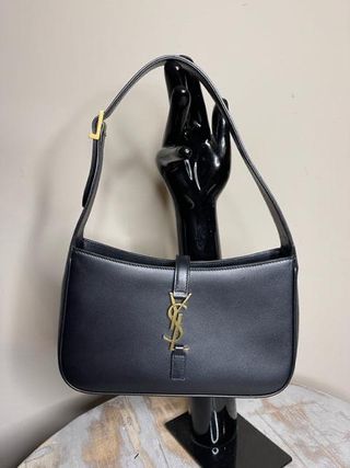 Bolso Saint Laurent YSL Negro Dorado