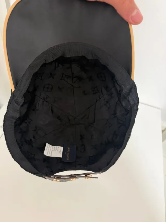 Gorra Louis Vuitton Negra y Marrón