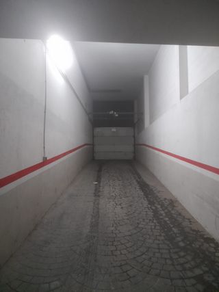 Garaje cerca Muebles Blesa