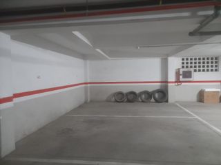 Garaje cerca Muebles Blesa