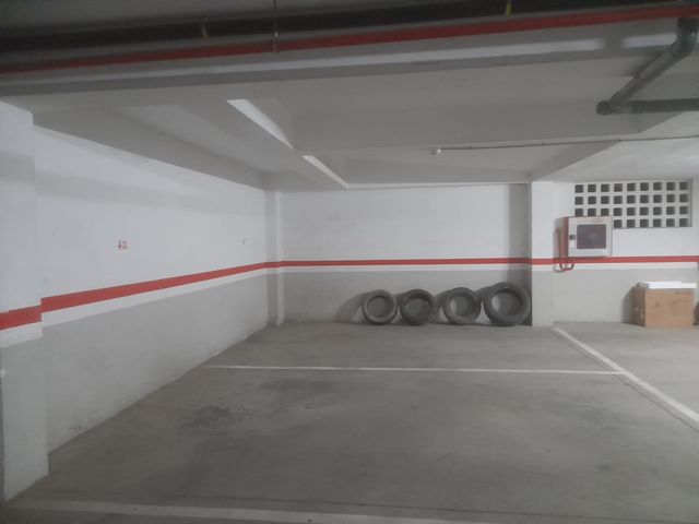 Garaje cerca Muebles Blesa