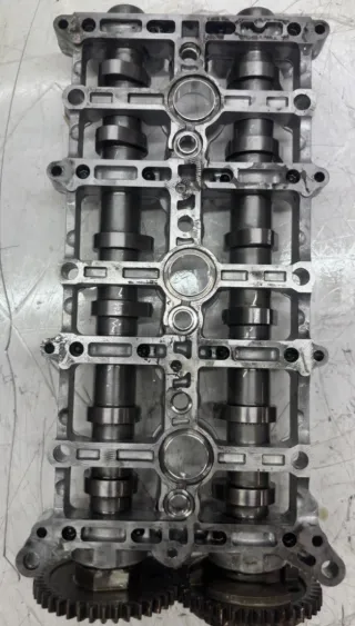 Culatin con árboles de levas B37D15 / N37D15