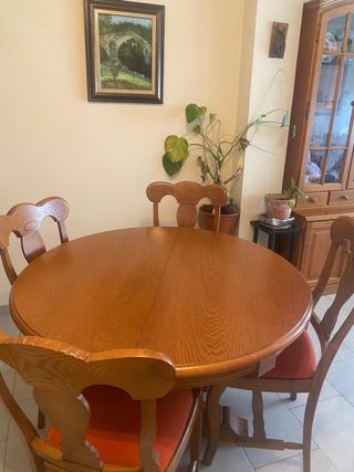 Conjunto mesa y 4 sillas castaño