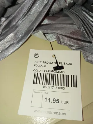 Chal Lola Casademunt + fular + pañuelo