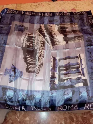 Chal Lola Casademunt + fular + pañuelo