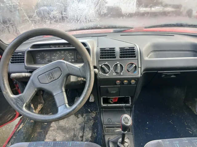 Despiece Peugeot 205 1.8d (1995)