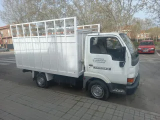 Camión para recogida de escombros