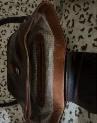 Bolso Vintage Cartier Marrón Cuero Hebilla Ovalada