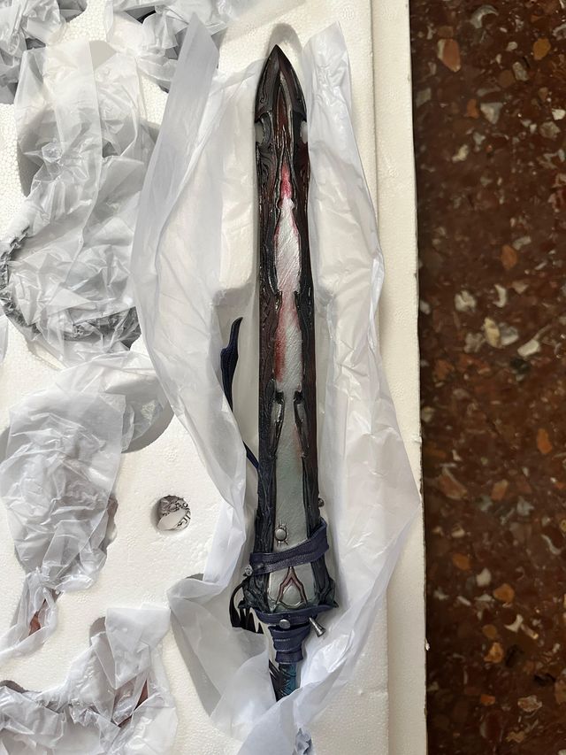 Figura Poliresina Assassin / First Hassan