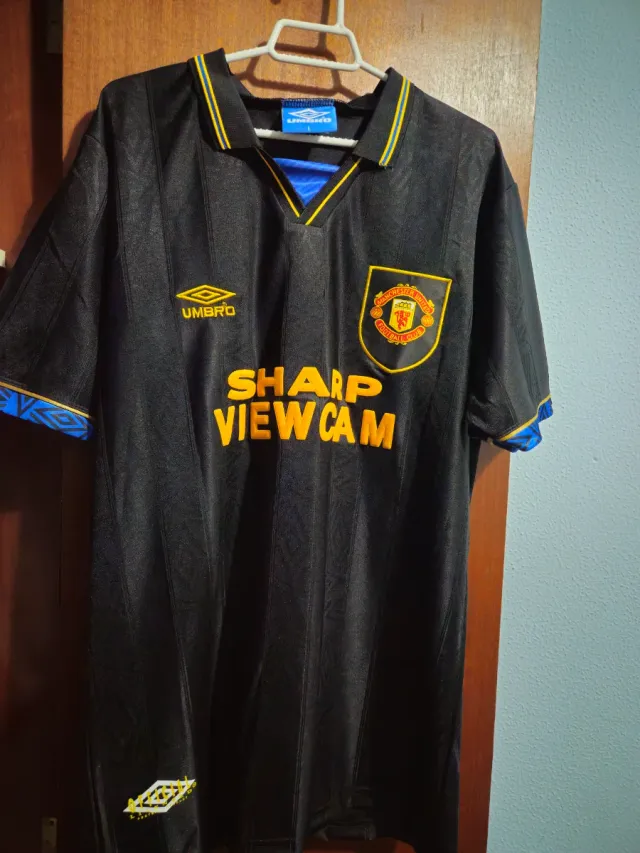Camiseta Manchester United Cantona Umbro Talla L