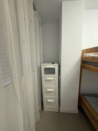 Cómoda BRIMNES IKEA 4 cajones