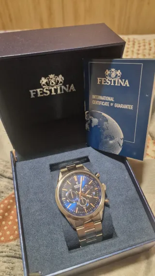 Reloj Festina Cronógrafo Azul y Plateado