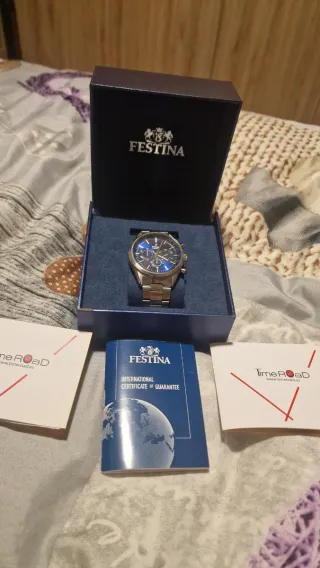 Reloj Festina Cronógrafo Azul y Plateado