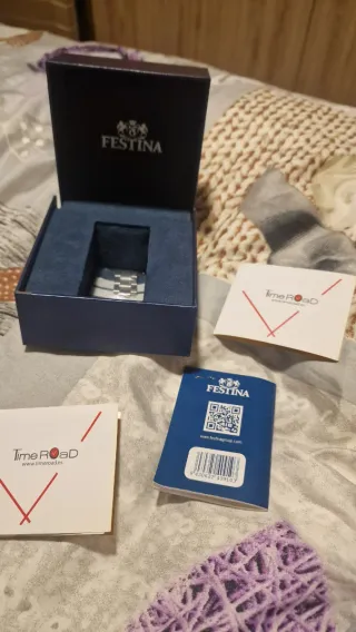 Reloj Festina Cronógrafo Azul y Plateado