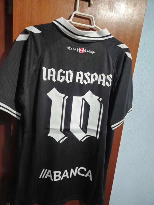 Camiseta Celta Centenario Iago Aspas Hummel