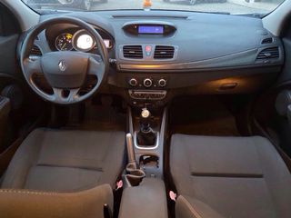 Renault Megane Sport Tourer 2011