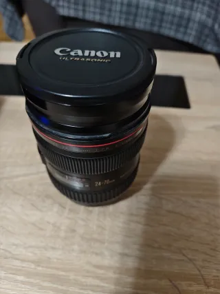 Cámara Canon EOS 5D Mark III + Flash