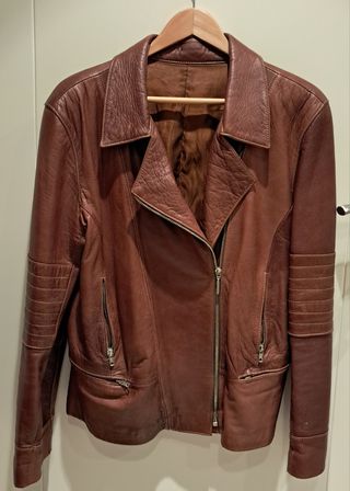 Chaqueta de cuero marrón mujer