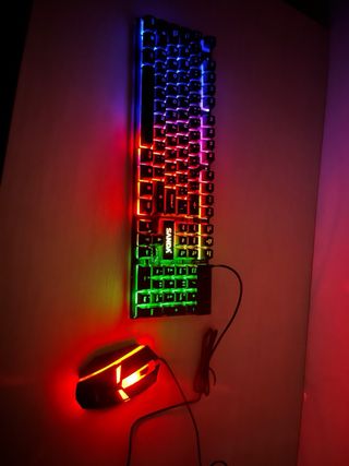 Teclado y Ratón Gaming SANDA RGB con luces