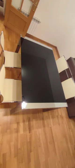 Mesa comedor cristal extensible + sillas