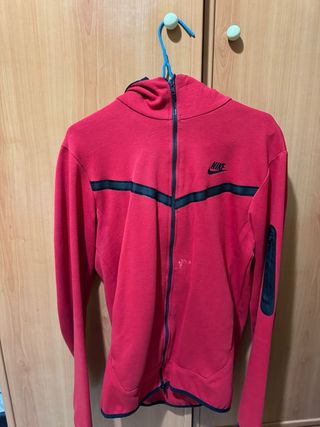 Chaqueta Nike Tech Roja