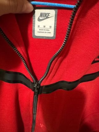 Chaqueta Nike Tech Roja