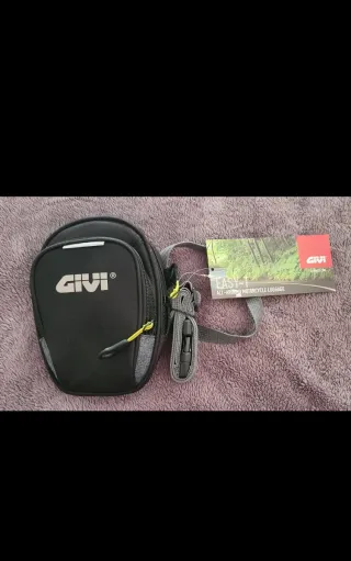Bolso de pierna Givi para motocicleta