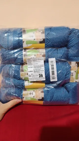 Gomitoli lana alpaca blu