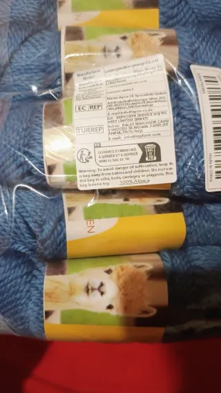 Gomitoli lana alpaca blu