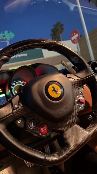 ALQUILER DIAS FERRARI FF MOTOR V12/660CV/4PLAZAS