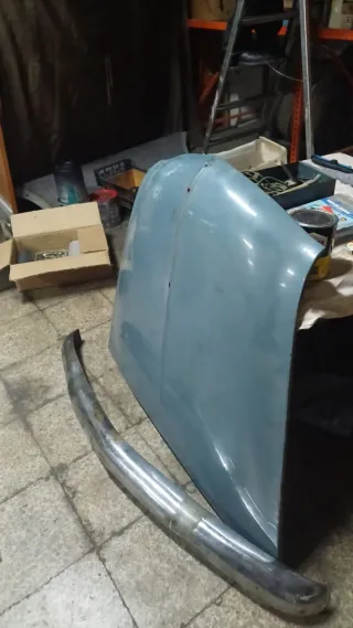 Capó y parachoques Fiat 1100