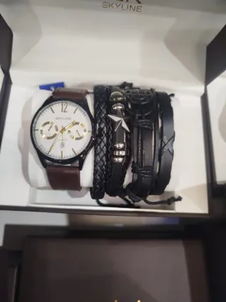 Reloj SKYLINE Marrón y Blanco