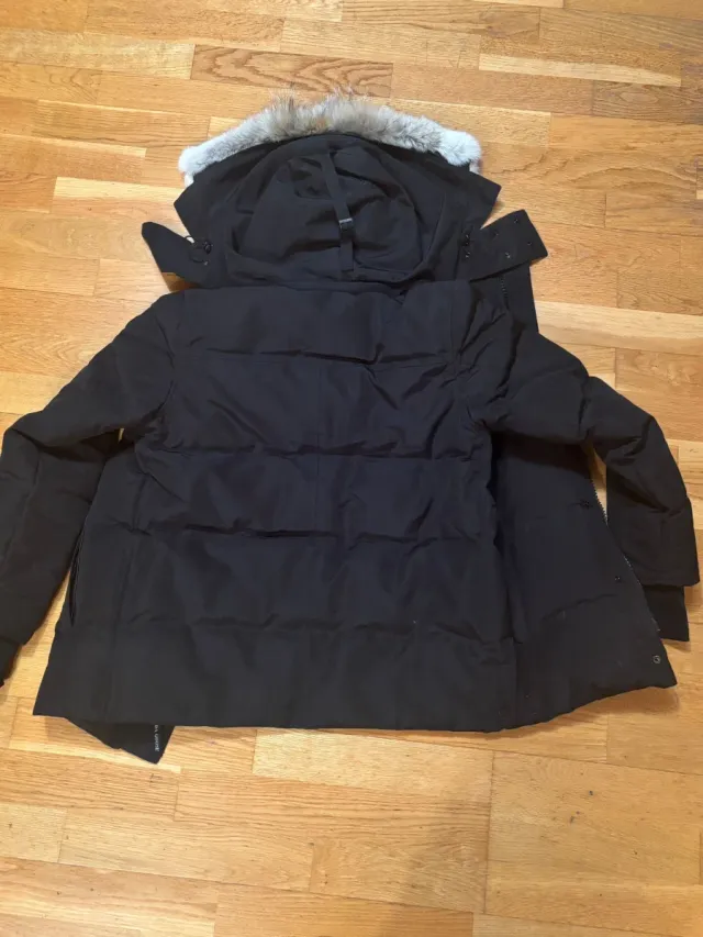 Abrigo Canada Goose Negro