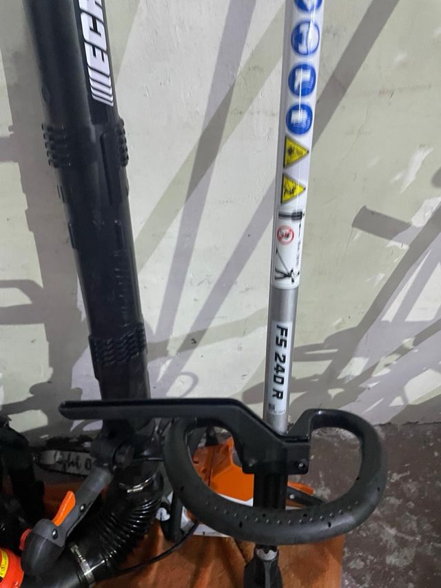 Desbrozadora Stihl FS 240 R