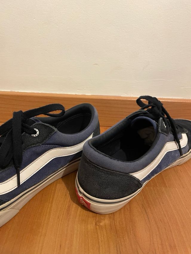 Zapatillas Vans Old Skool Azul y Blanco