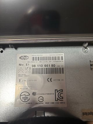 Pantalla Peugeot 208 (2015)