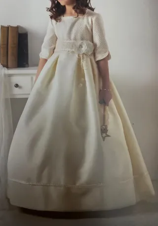 Traje de niña crema comunión