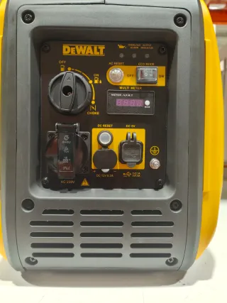 generador eléctrico inverter gasolina DeWalt DXGNi