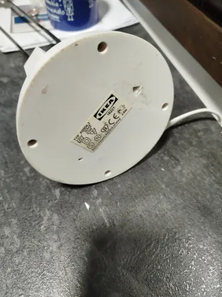 Lámpara de escritorio blanca