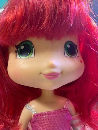 Muñeca Tarta de Fresa