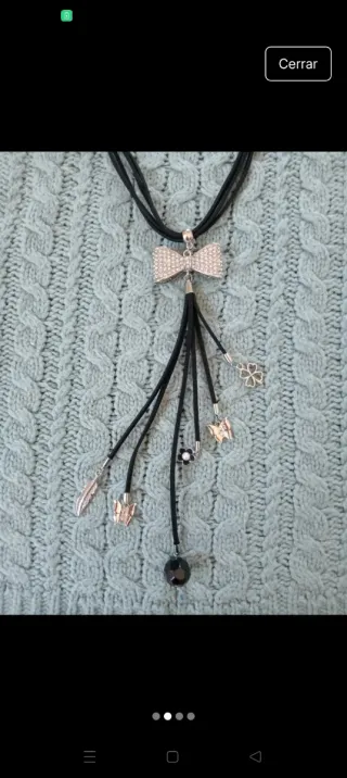 Collar lazo y colgantes
