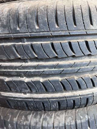 4 Ruedas Coche 185/65R14