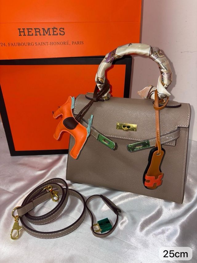 Borsa Hermes Beige con Charm Cavallino