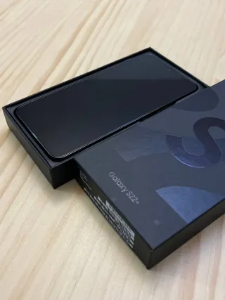 Samsung Galaxy S22 Plus 5G 128GB Nero