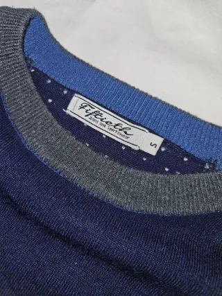 Maglione Fila blu e grigio con toppe