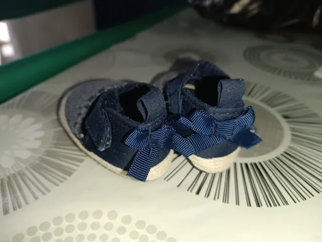 Zapatillas bebé azul crochet