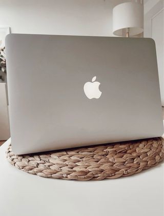 Macbook Air 13” (2015) Gris Espacial
