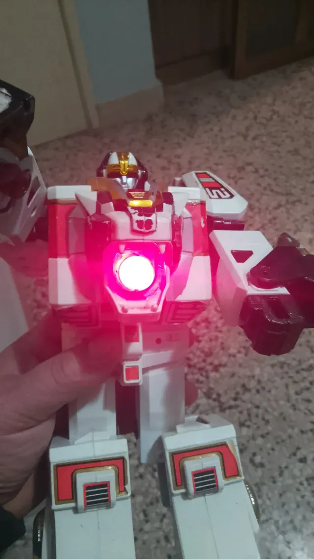 Robot Power Rangers Bianco Rosso